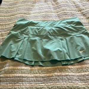 Nike Xl ice blue tennis skirt